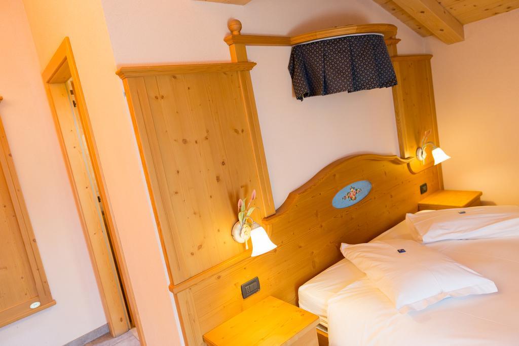 Hotel Pontiglia Livigno Kültér fotó